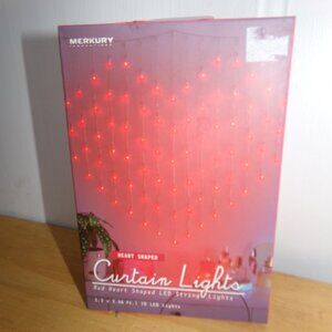 Merkury Innovations NWB Heart Shaped Curtain Lights